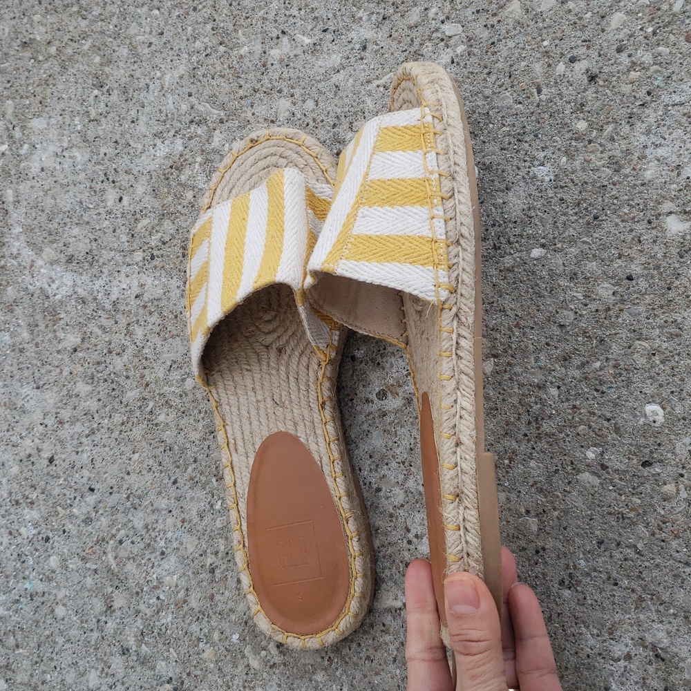 Gap Canvas Espadrille Stripes Slide Sandals Size 9 Coastal Beachy Yellow White - Picture 10 of 12